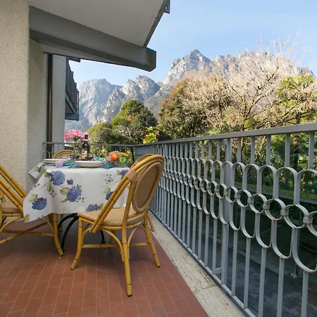 Riva Lago E Spiaggia Apartment - Happy Rentals Exterior photo