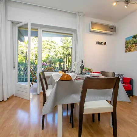 Riva Lago E Spiaggia Apartment - Happy Rentals Exterior photo