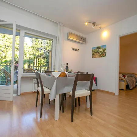 Riva Lago E Spiaggia Apartment - Happy Rentals Exterior photo