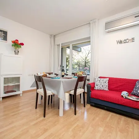Riva Lago E Spiaggia Apartment - Happy Rentals Exterior photo