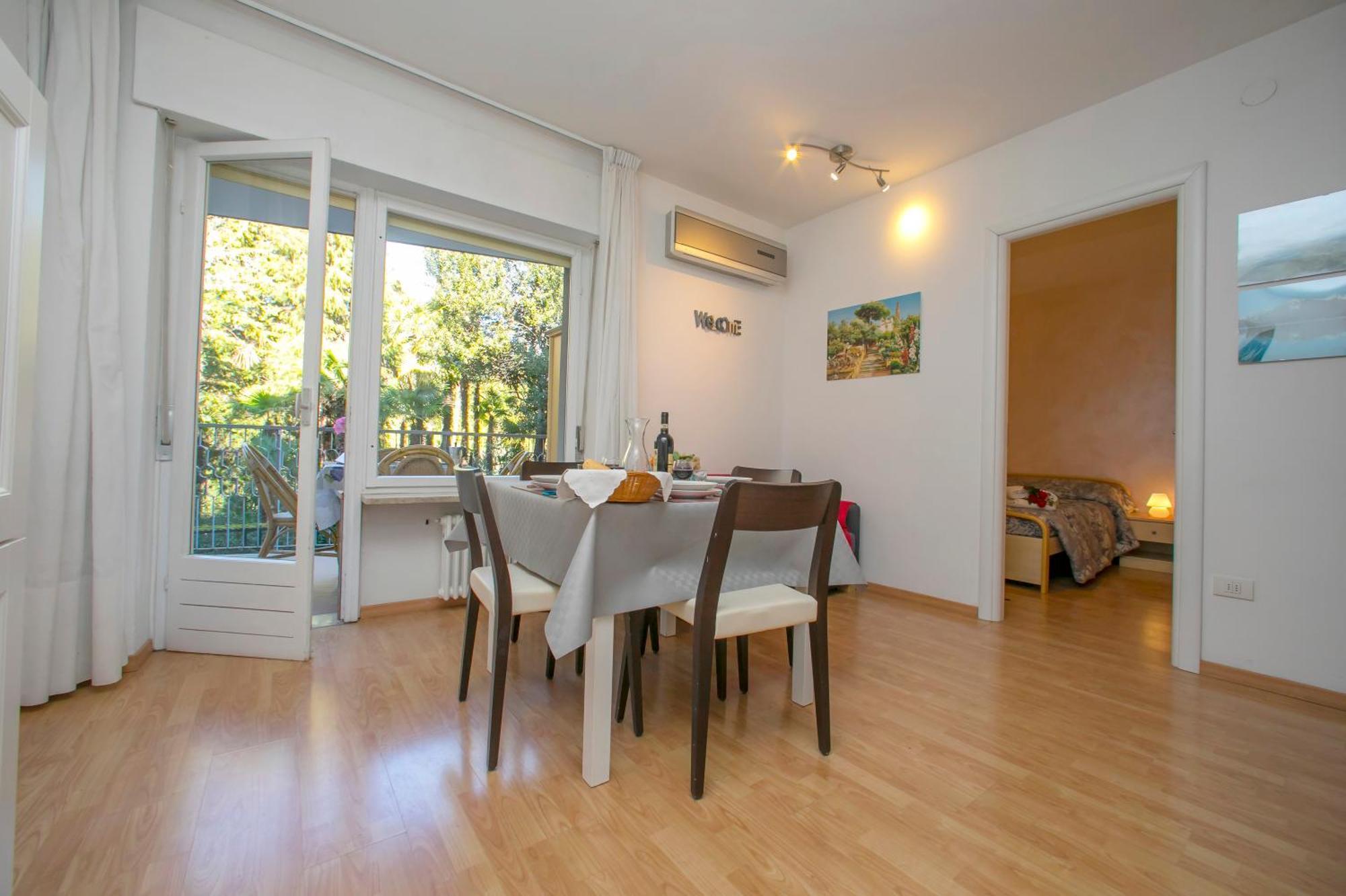 Apartment E - Happy *