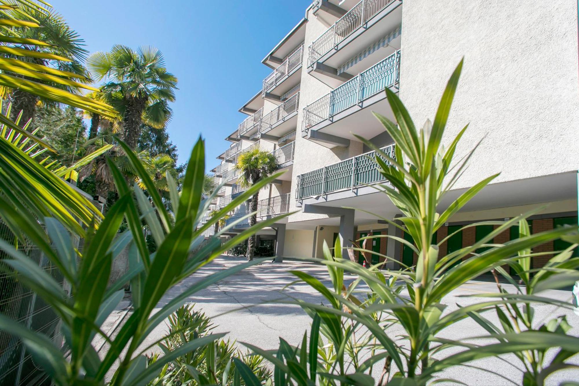 Apartment E - Happy
